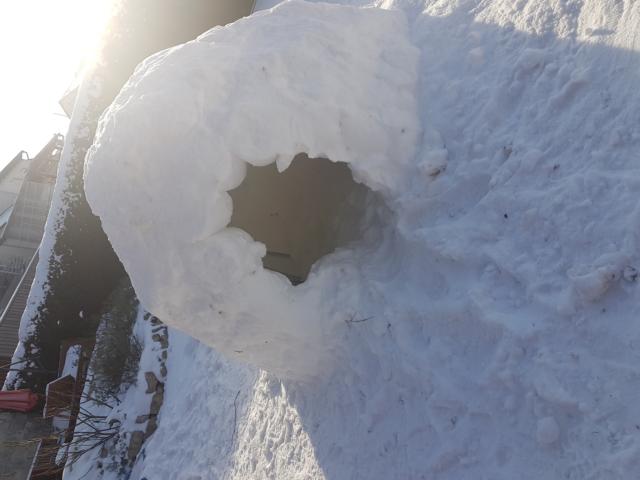 Ich glaube in Breitengüßbach entsteht eine Iglu-Siedlung...