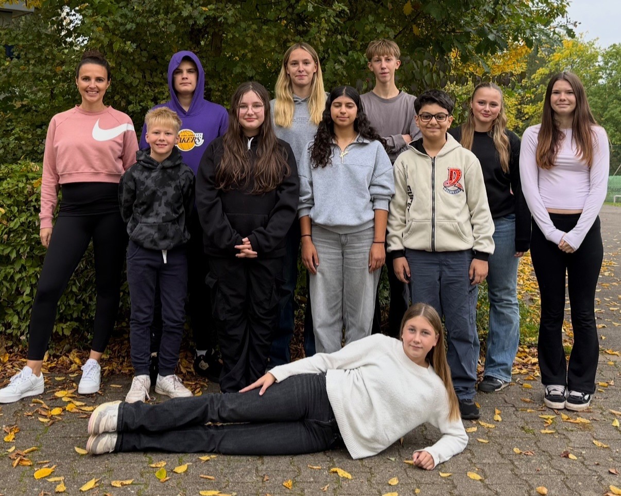 Schülerinnen und Schüler der SMV 25/26 Image